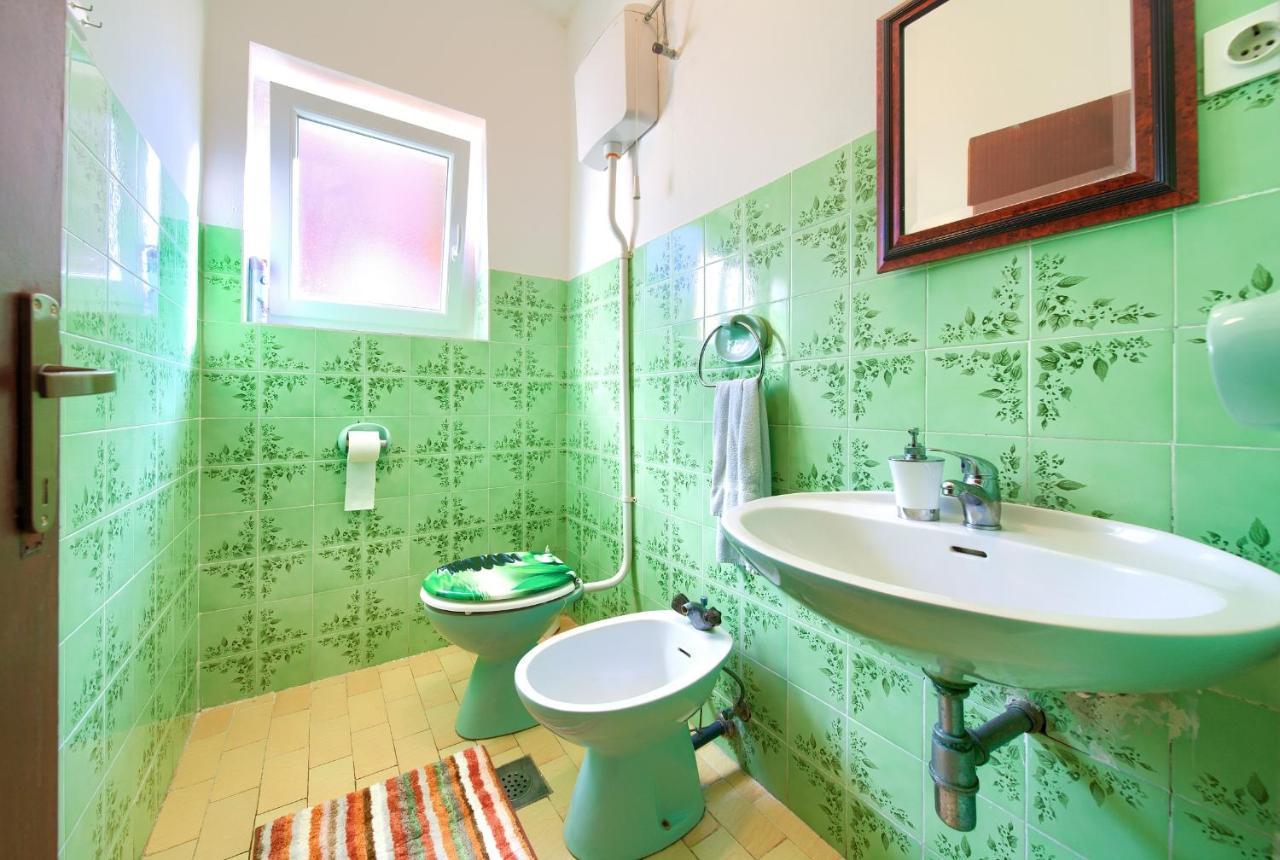 Apartments Petra Крк Экстерьер фото